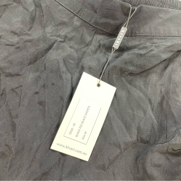 Kivari NWT High Waisted Crochet Hem Shorts - Picture 5 of 6